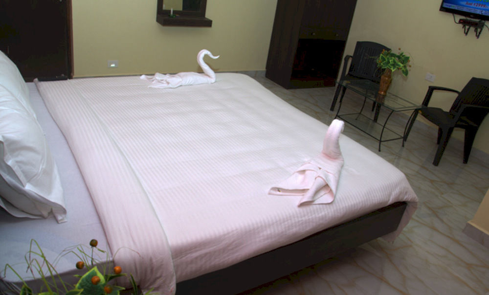 Rbr Suites Calangute Exterior photo