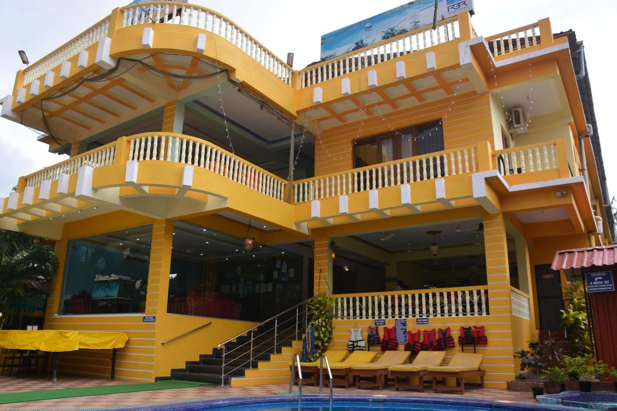 Rbr Suites Calangute Exterior photo