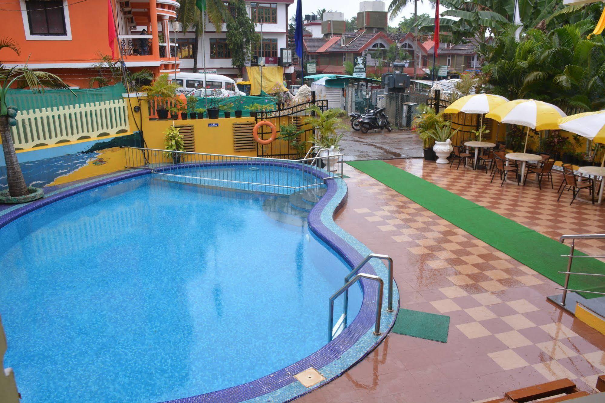 Rbr Suites Calangute Exterior photo