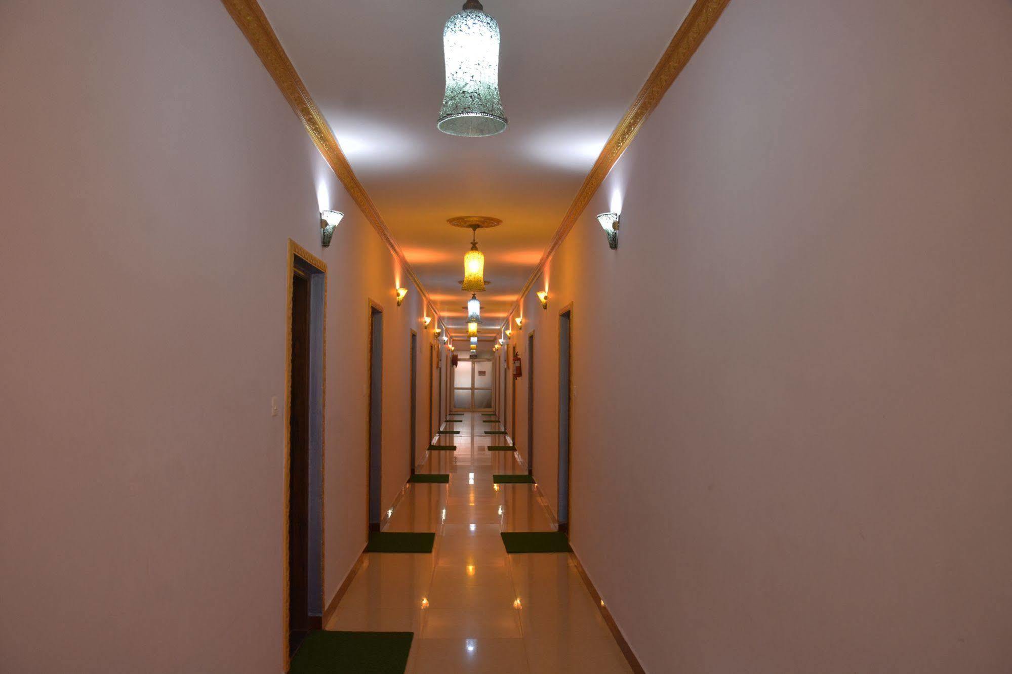 Rbr Suites Calangute Exterior photo